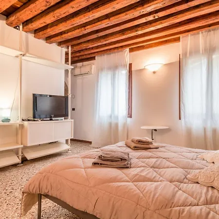 Apartman Lionhost Ruga Giuffa 4834 Velence